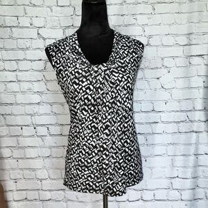 Dana Buchman Sleeveless Black and White Top. Size XS. Like new condition